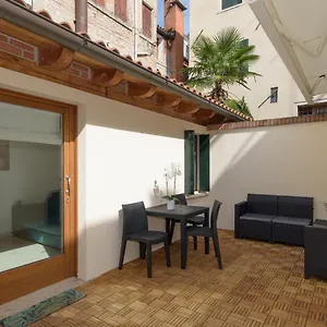 Apartamento Corteluna Incantevole A 500 Metri Da P.zza S.marco, Venecia